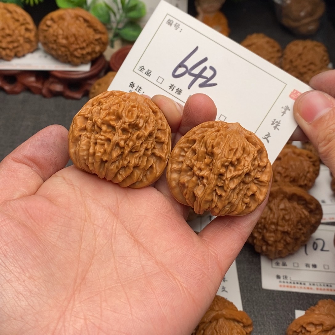 西***米吊坠文玩核桃41楼子642