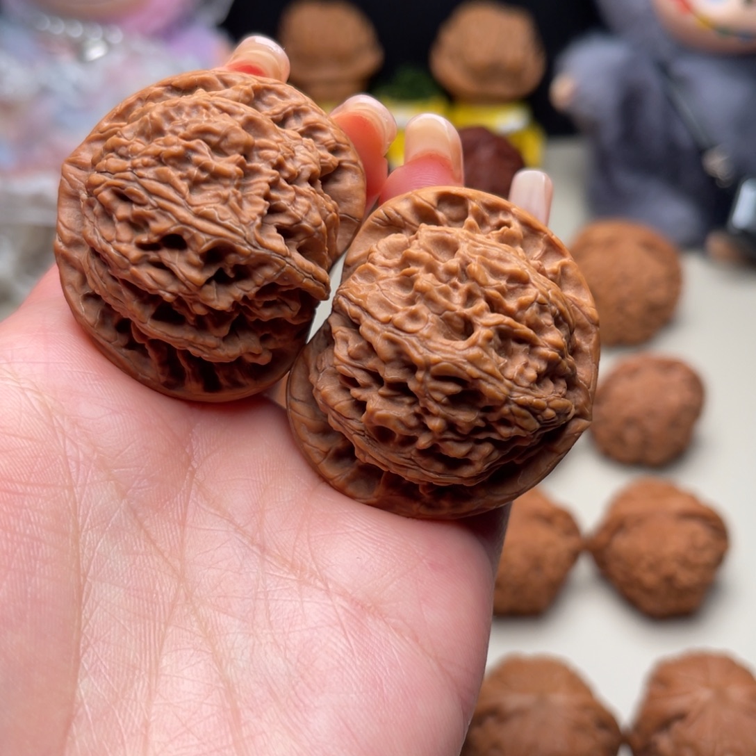 文玩核桃把件玉华宫4U026