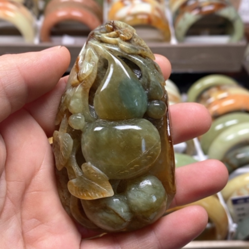 【闪购商品】蛇纹石玉手镯未镶嵌