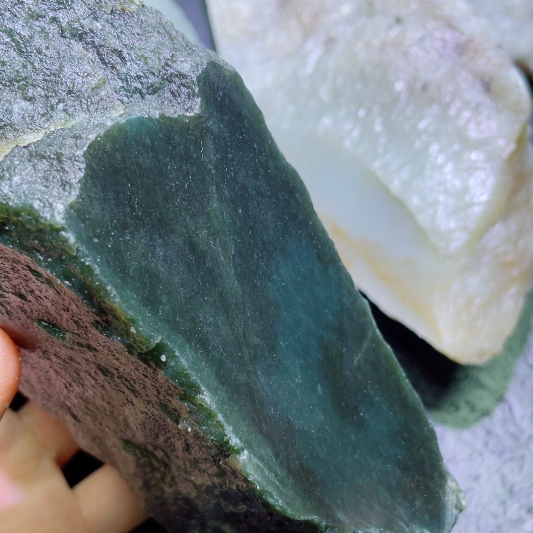 和田玉未镶嵌珠宝半成品