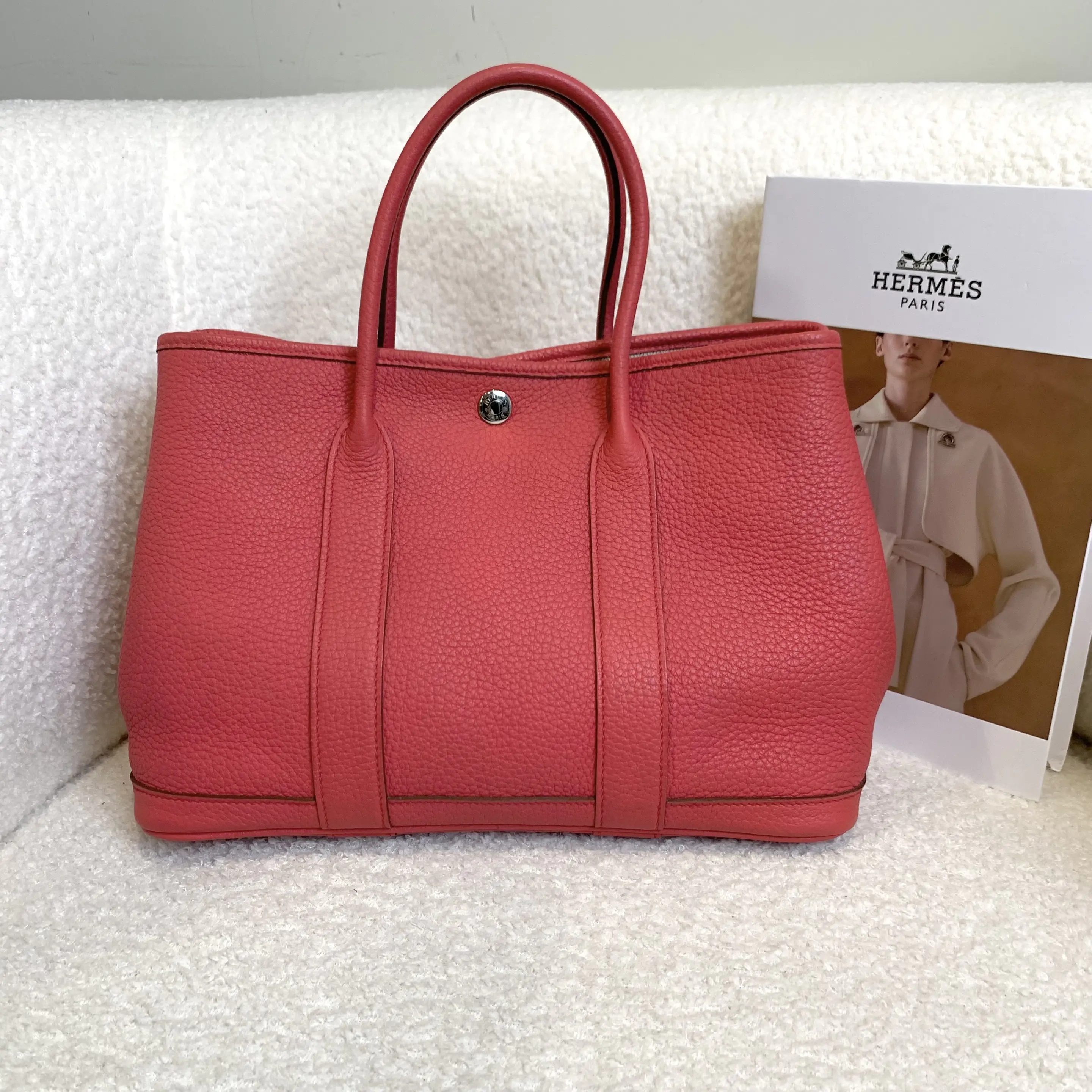 95新 Hermes/爱马仕 十一/杜鹃红银扣花园30/79522074/代卖服务