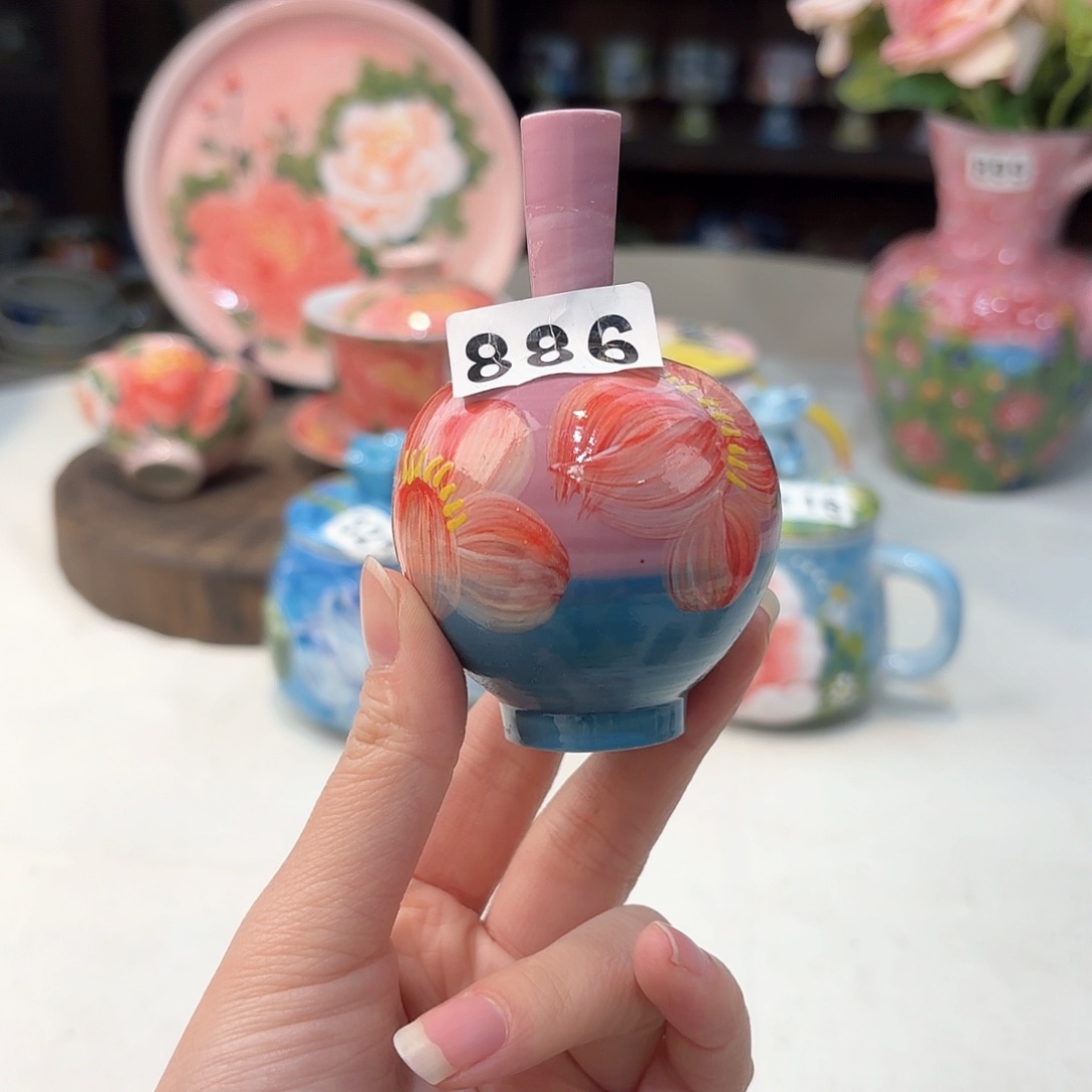 瓷片兔兔好可爱啊我