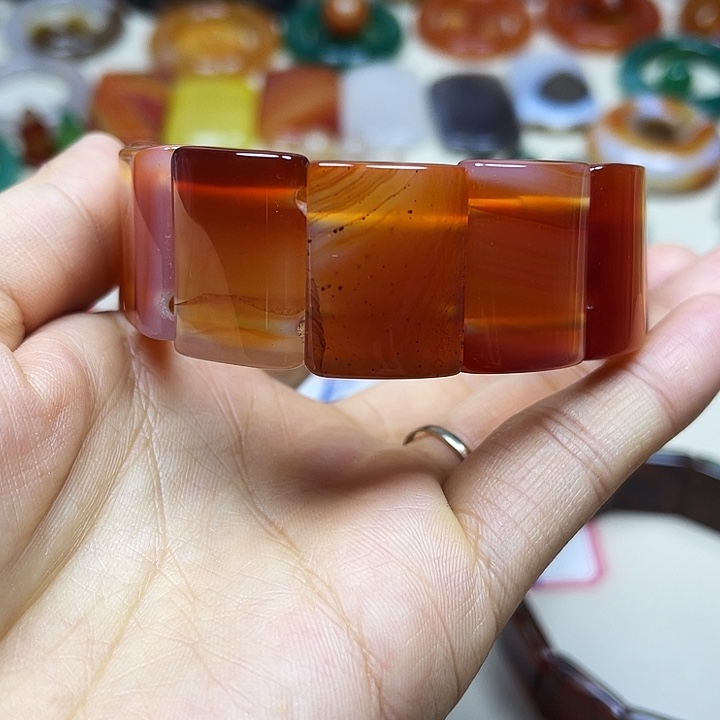 沫***丶玛瑙/玉髓未镶嵌颈饰