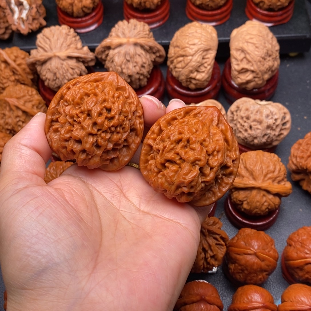 文玩核桃把件46官帽