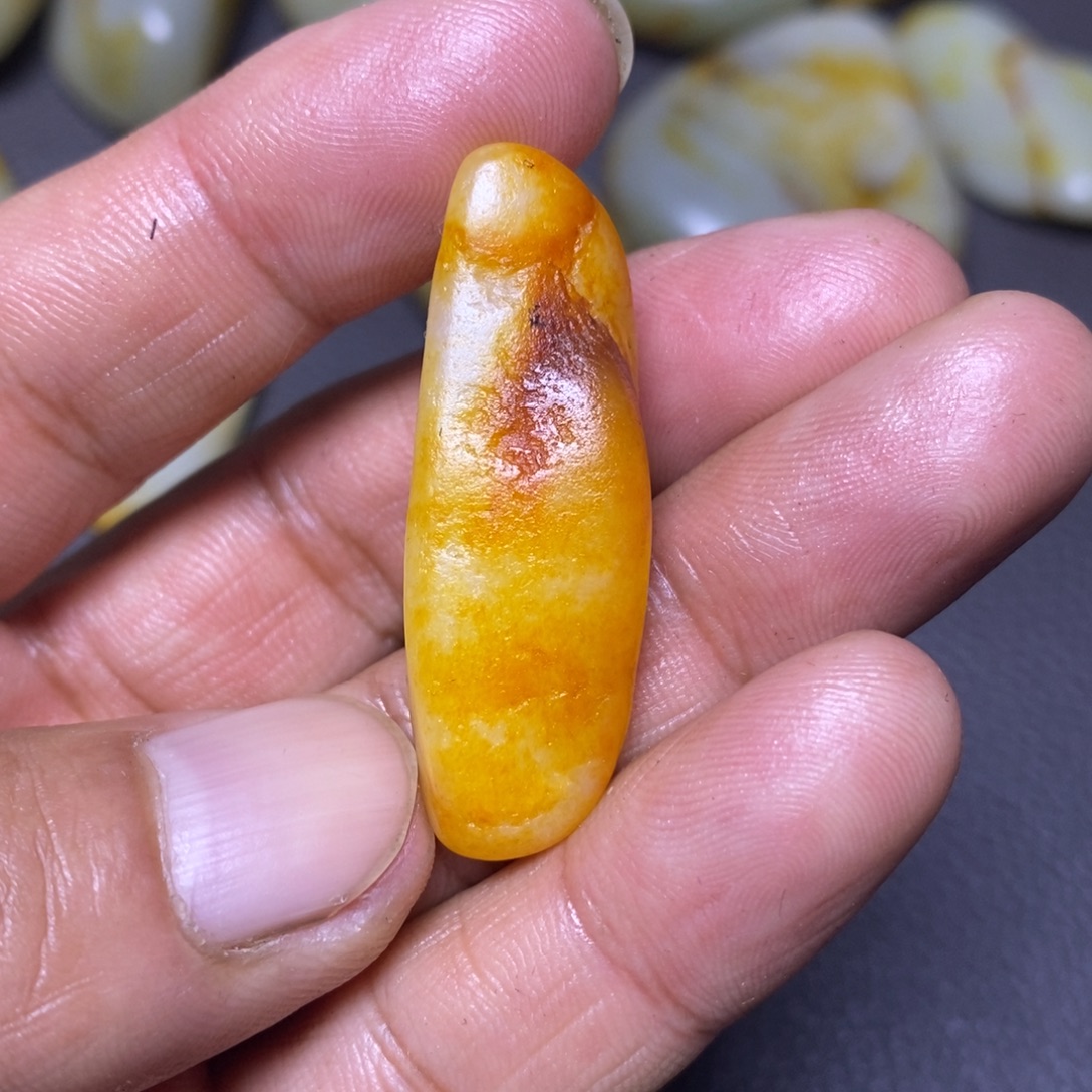 和田玉（糖玉）未镶嵌挂件