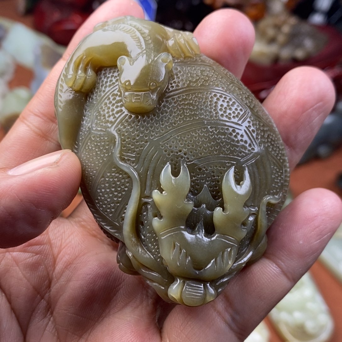 和田玉挂件未镶嵌