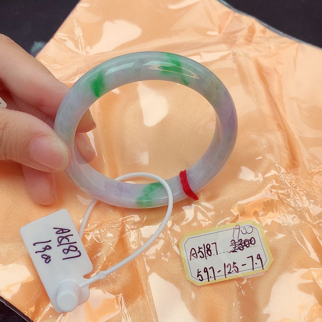 翡翠未镶嵌手镯缅甸翡翠