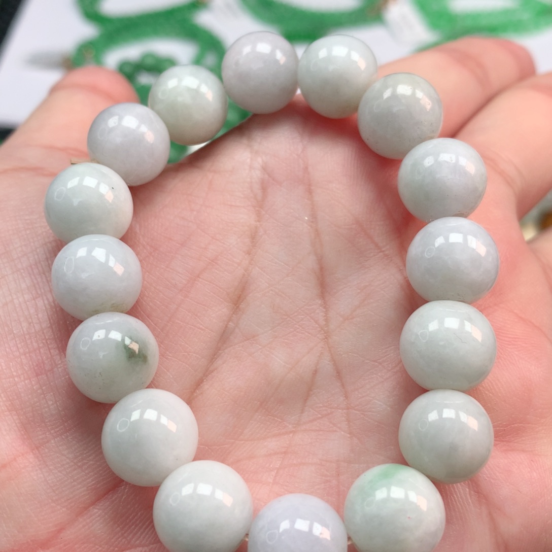 翡翠手链未镶嵌翡翠