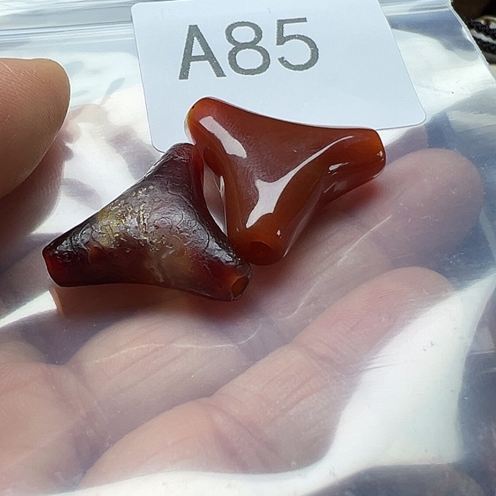 惠***想玛瑙/玉髓未镶嵌手链