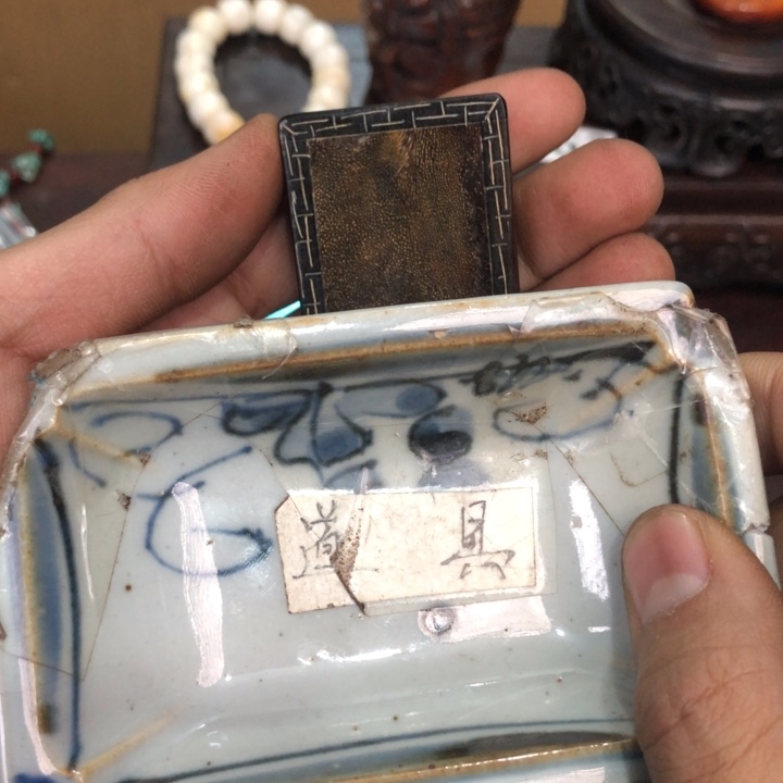 陶瓷孤品单件车里拍
