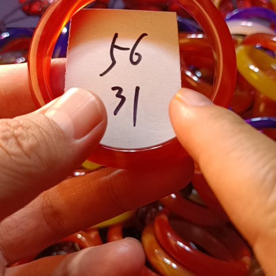 玛瑙/玉髓手镯未镶嵌