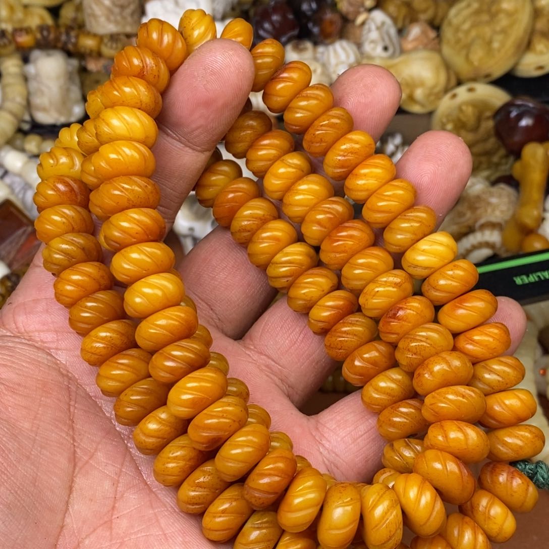 其他驼骨人工忙着