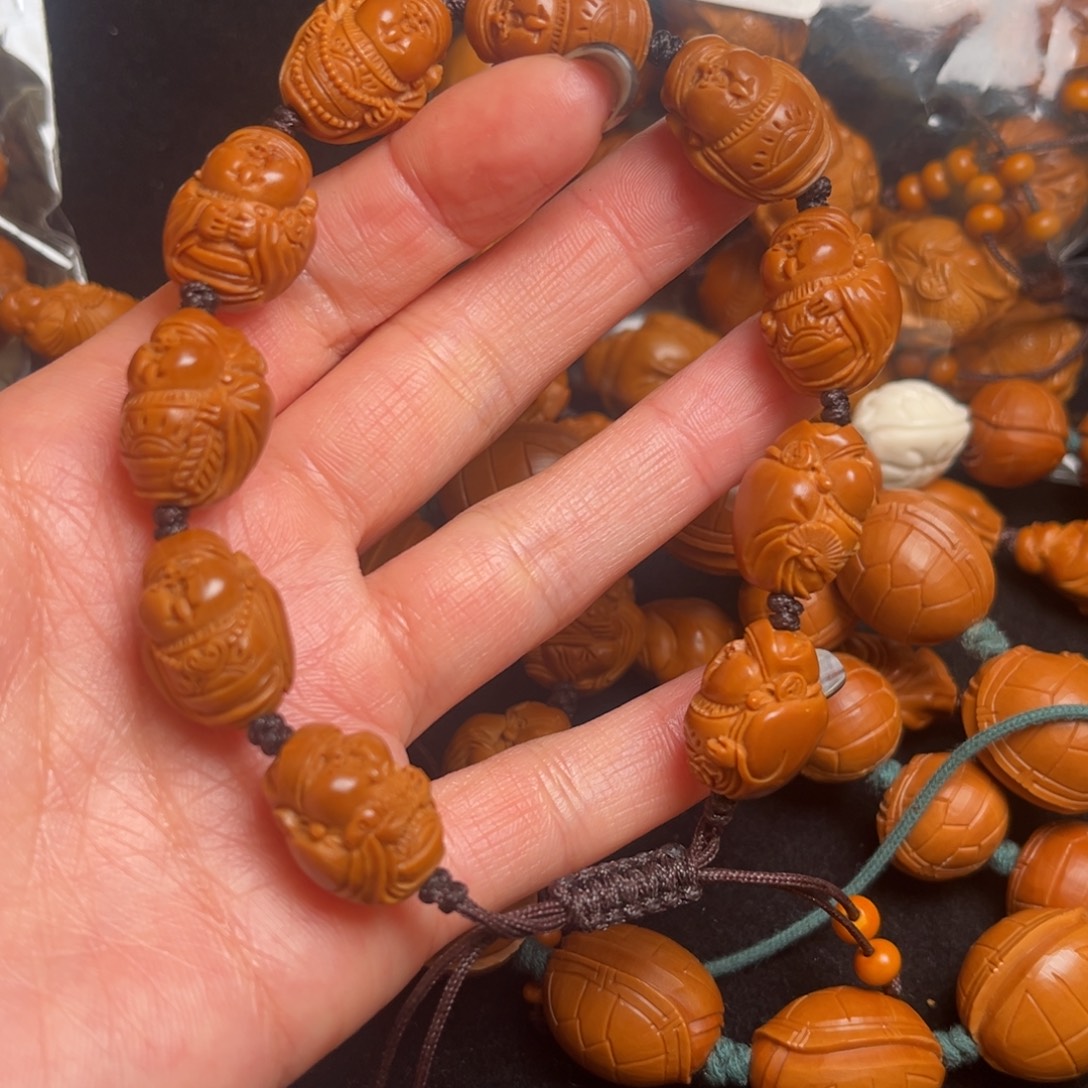 熊***猫手串橄榄核财神串