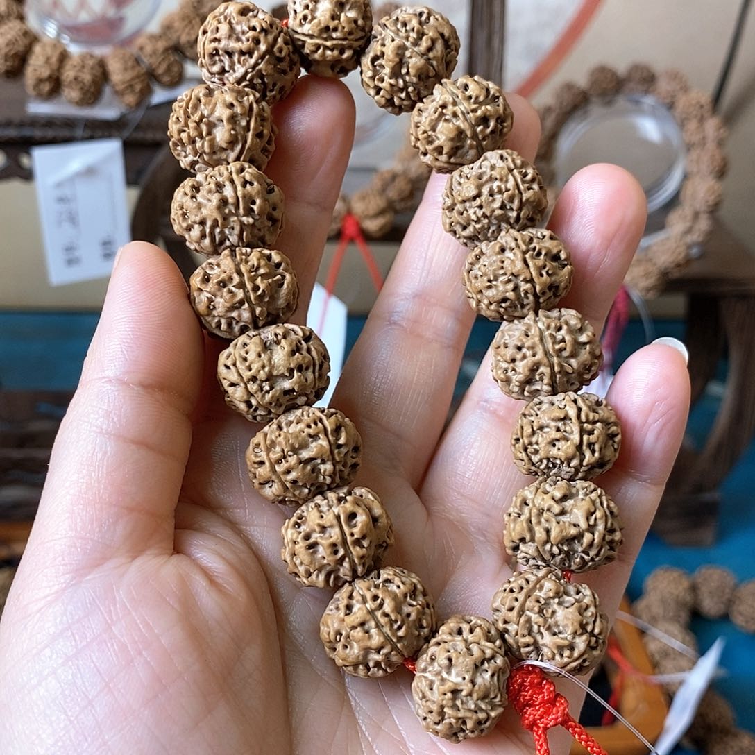 金刚菩提吊坠?****?17姜黄皮超级矮桩 18籽超头