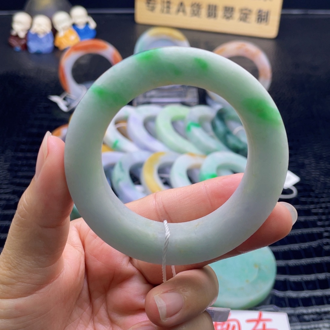 未镶嵌翡翠定制翡翠