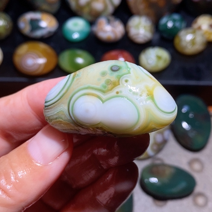 未镶嵌玛瑙/玉髓珠宝半成品106