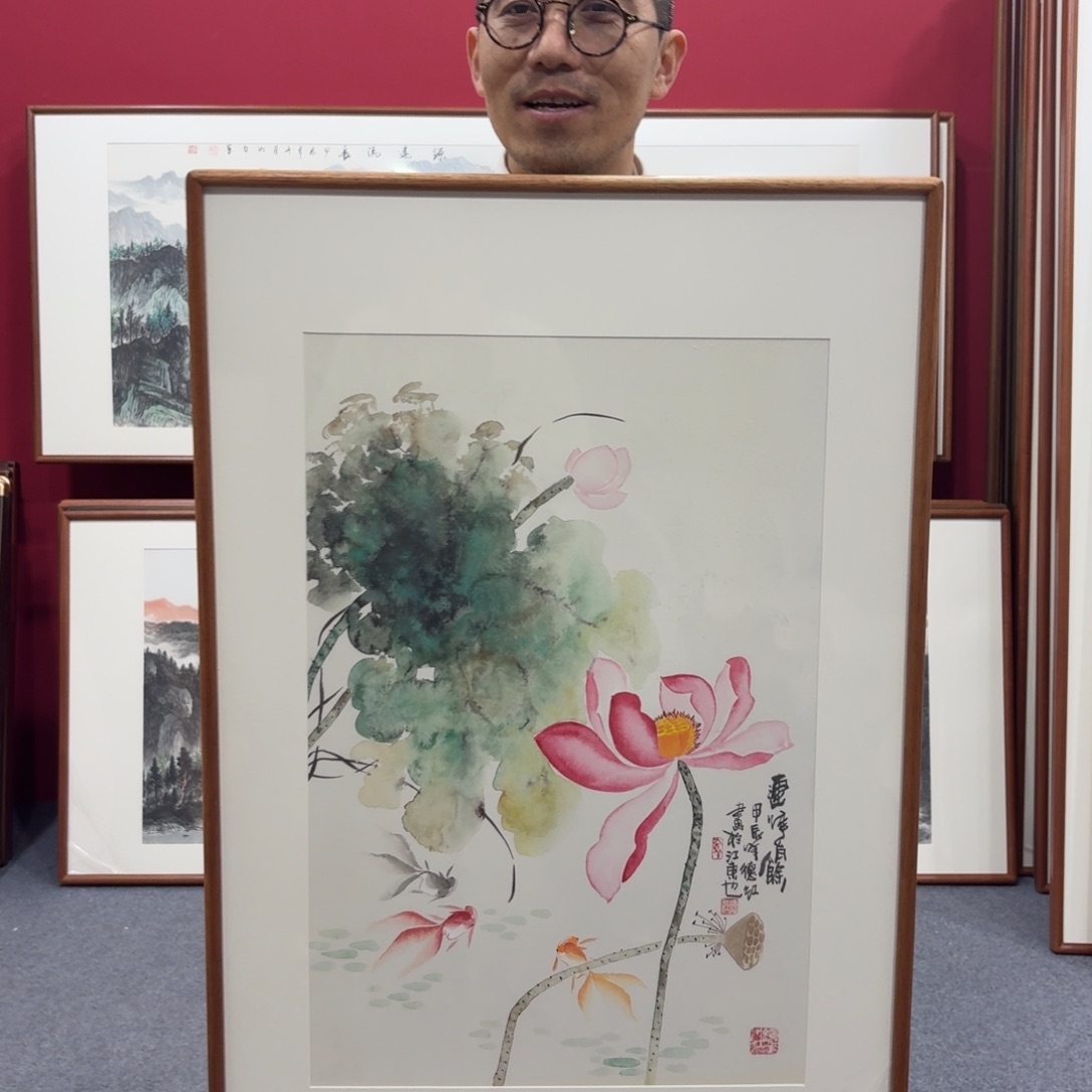 国画轻*带框绘画作品