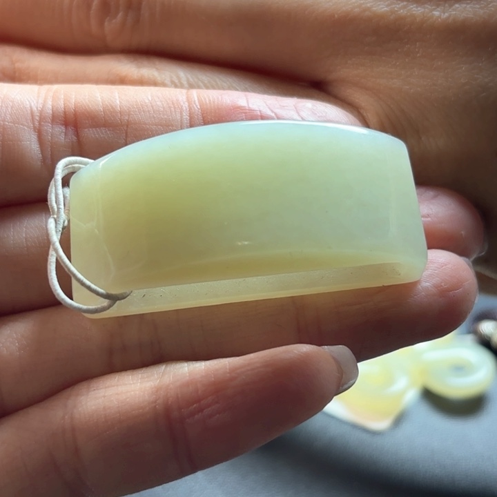 和田玉挂件未镶嵌T**G