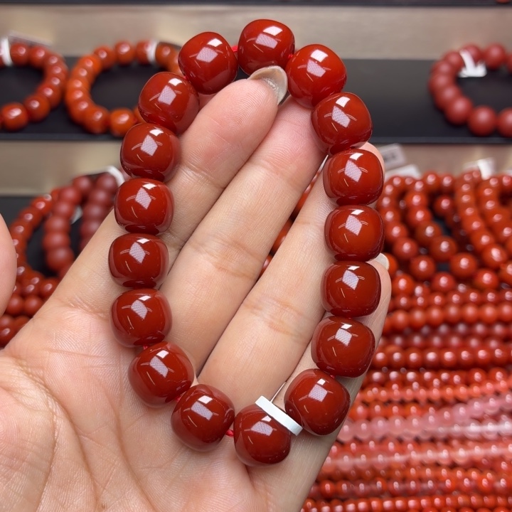 自***1玛瑙/玉髓未镶嵌天然玛瑙手串单圈