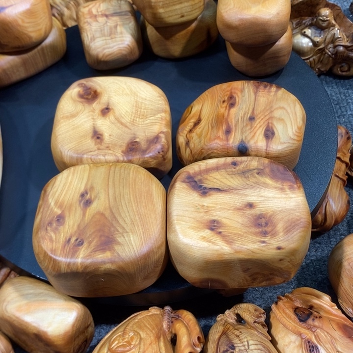 云***遥木崖柏工艺品手把