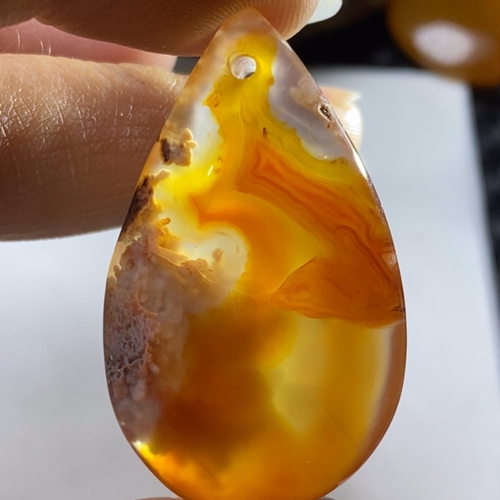 玛瑙/玉髓颈饰未镶嵌