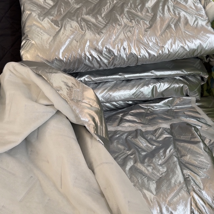 无纺布三合夹棉布料