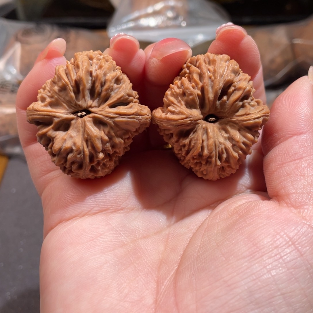 文玩核桃吊坠y*36南将石