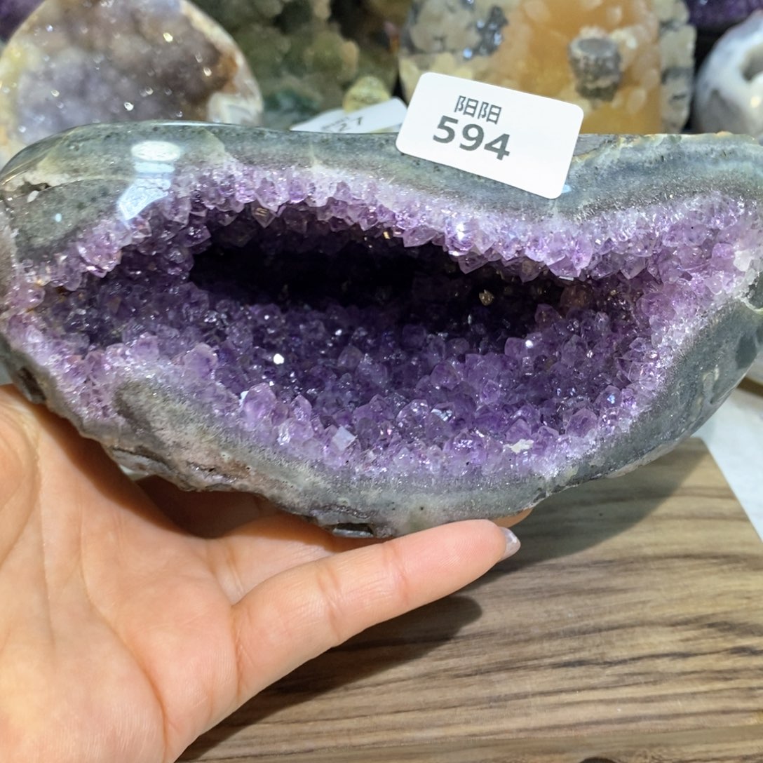 未镶嵌大型摆件（非配饰）水晶