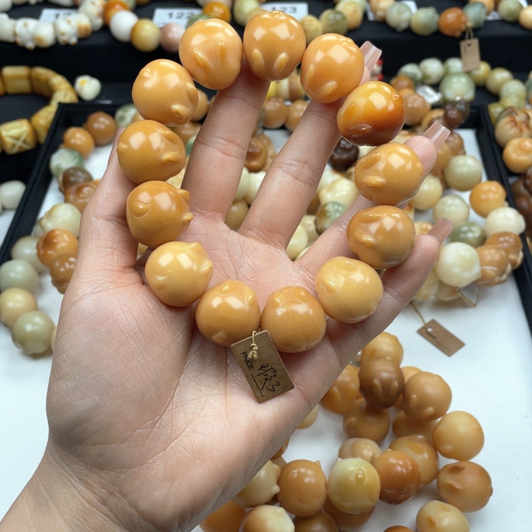 白玉菩提手串微瑕03