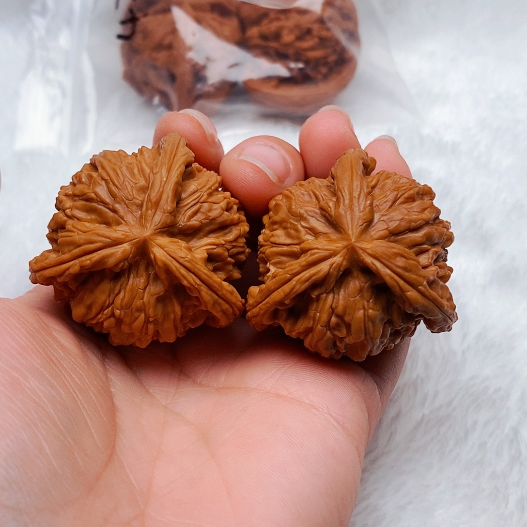 边***子吊坠文玩核桃三棱