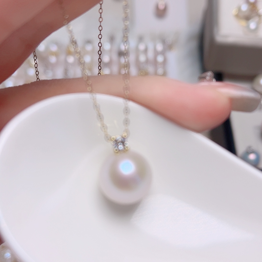 淡水珍珠吊坠(赠链)未镶嵌