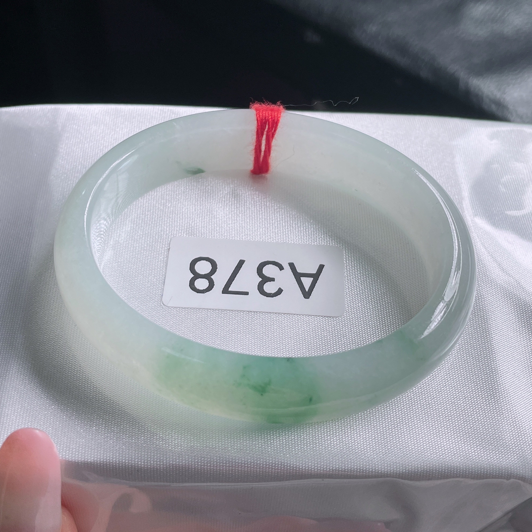 54.5贵妃正品缅甸天然A货翡翠糯冰种冰透半山水飘绿花飘花灵动