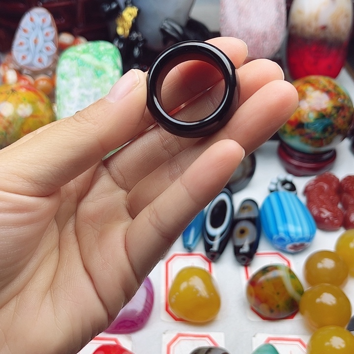 玛瑙/玉髓未镶嵌珠宝奇石