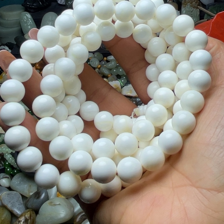 软玉未镶嵌珠宝奇石