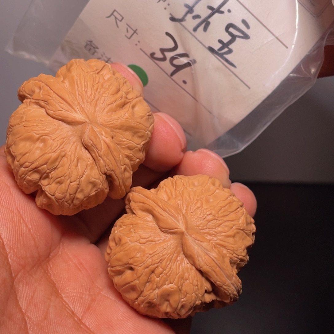 文玩核桃吊坠文玩核桃
