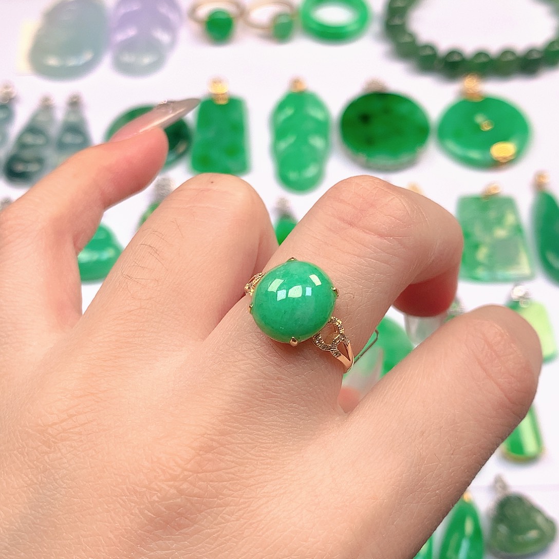 翡翠18K金镶嵌吊坠(不含链)