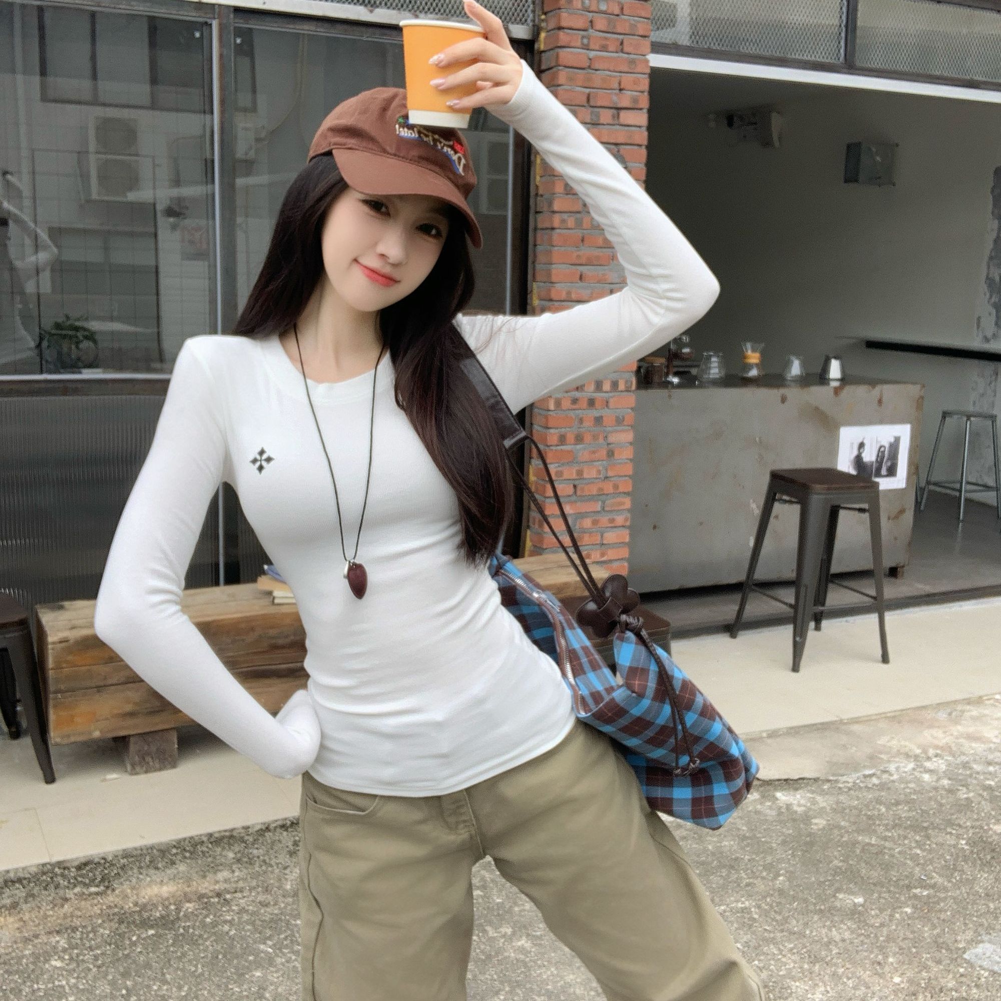 辣妹正肩圆领弹力刺绣十字架长袖修身显瘦慕斯【加厚保暖】打底衫女