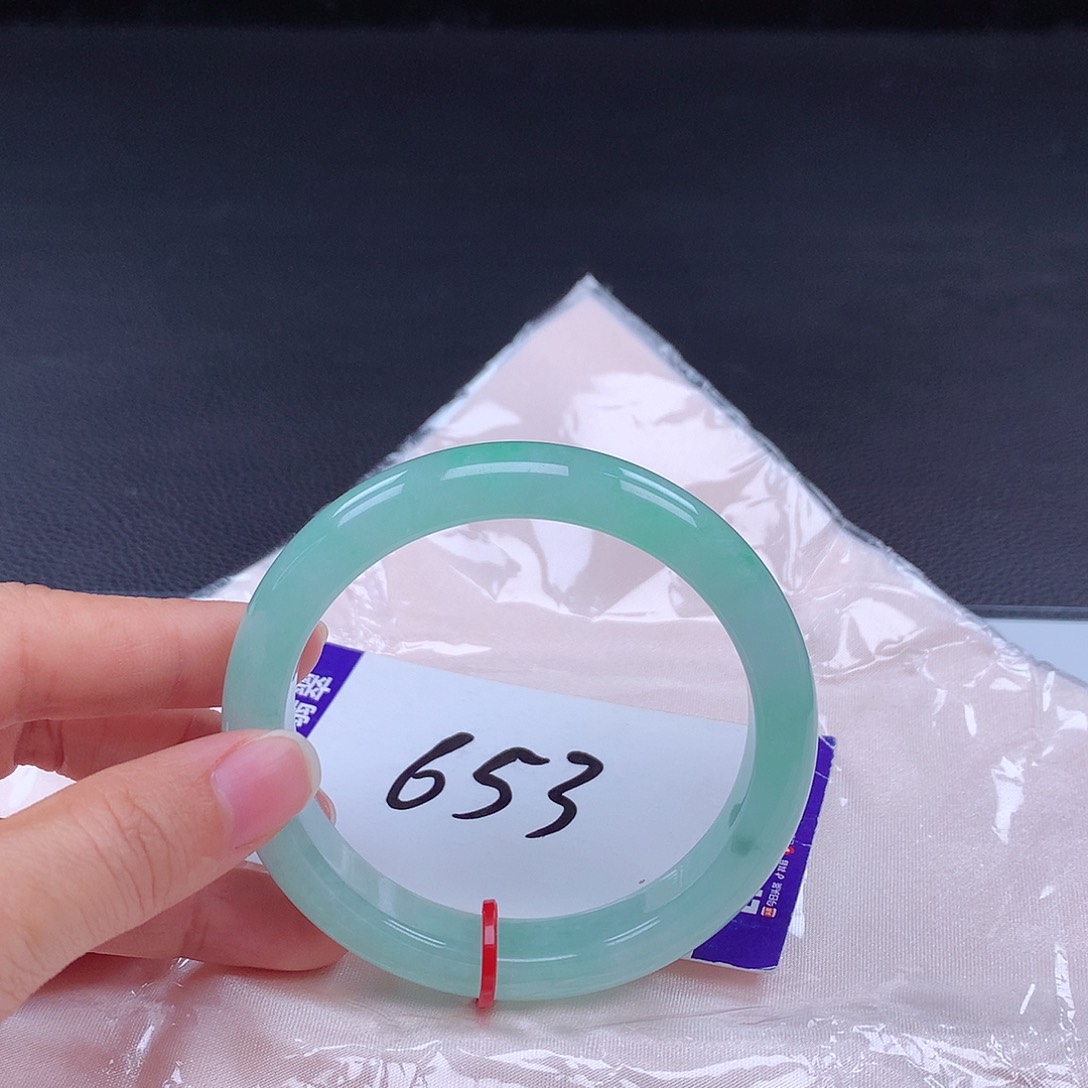 翡翠手镯未镶嵌手镯001747