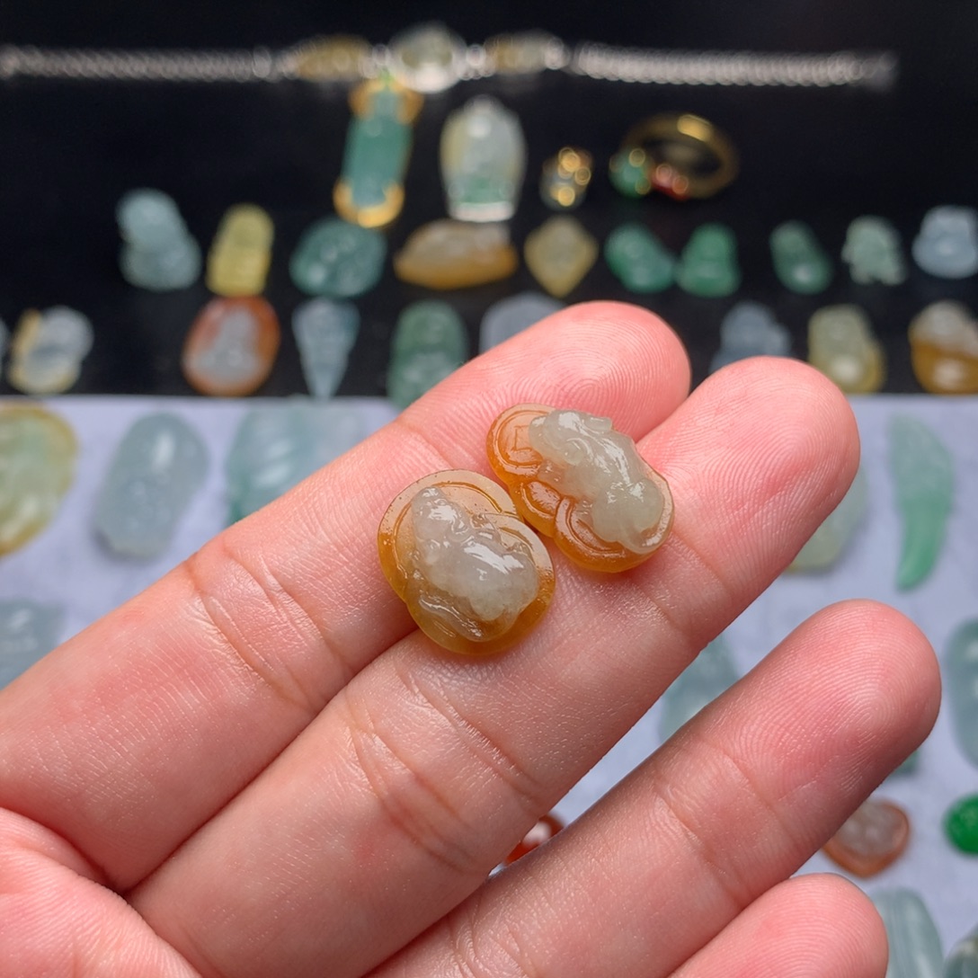 浮***m定制翡翠未镶嵌老鼠