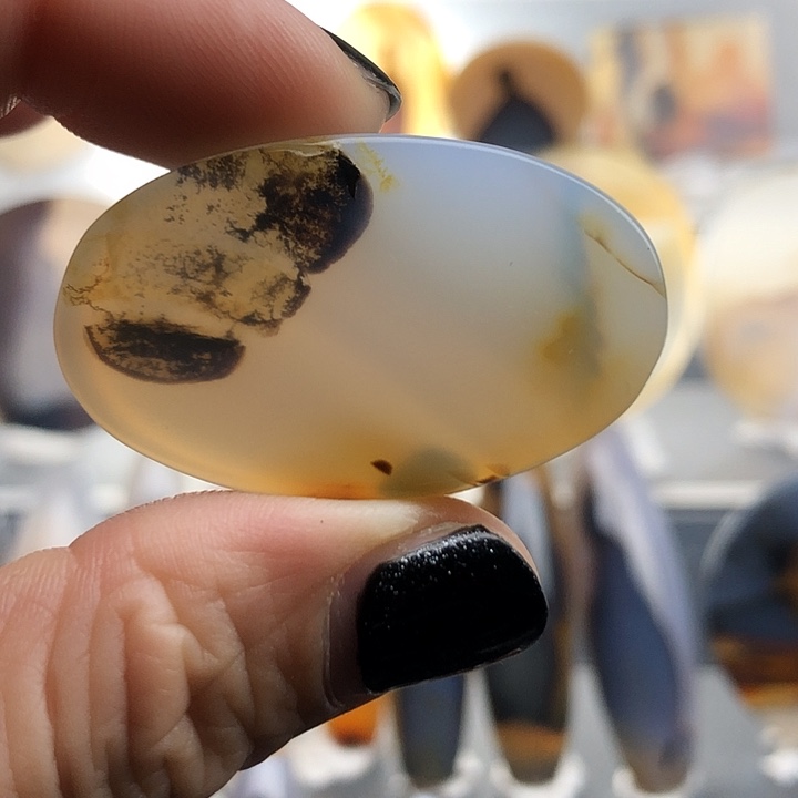 查罗石未镶嵌珠宝半成品143