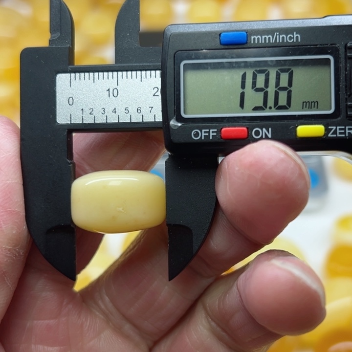琥珀（矿物珀）裸石未镶嵌