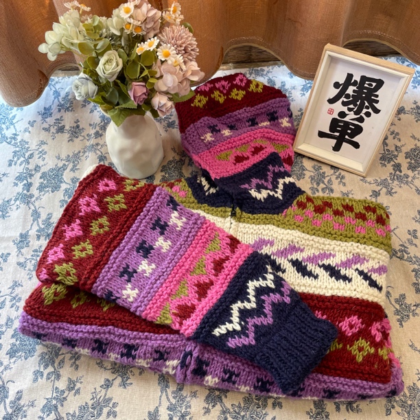 Nepal纯羊毛手工编毛衣