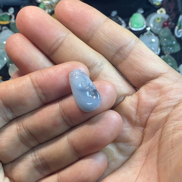 翡翠未镶嵌颈饰天然缅甸翡翠A货如意吊坠