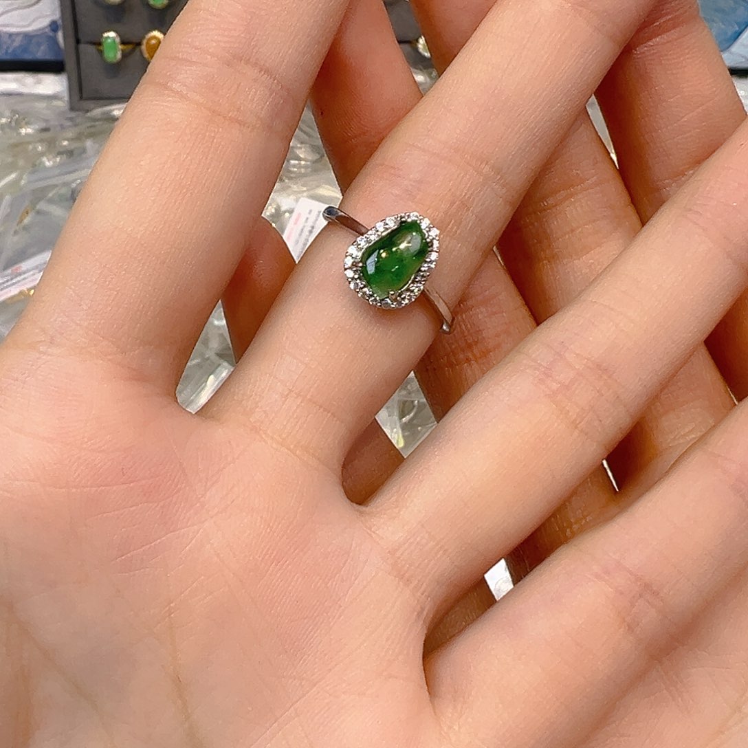 翡翠戒指银S925镶嵌翡翠