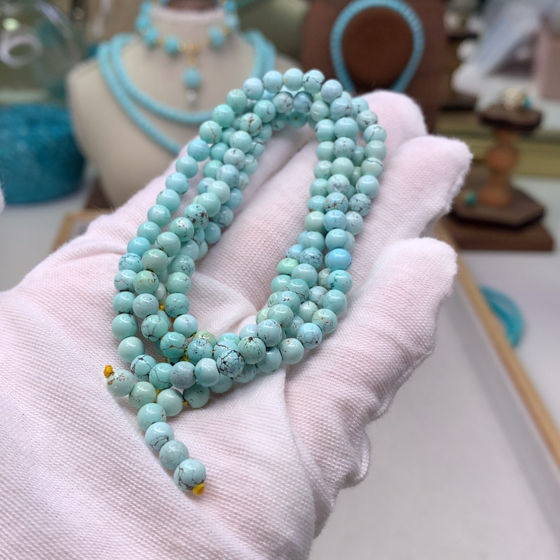 绿松石配饰未镶嵌