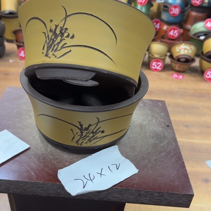 小***阳紫砂花盆破损包赔