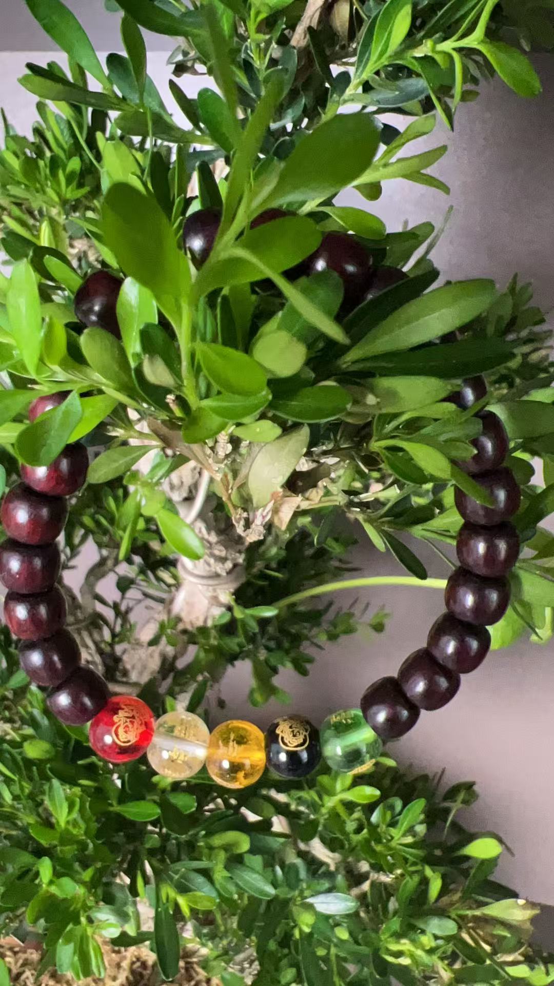 844血檀配五路财神（无礼盒）