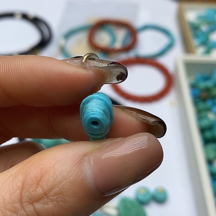 绿松石未镶嵌珠宝奇石