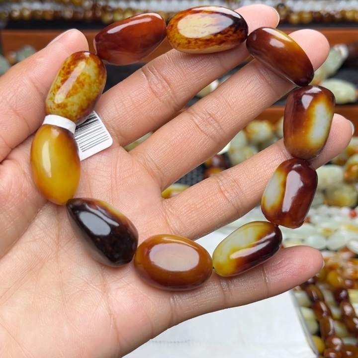 和田玉颈饰未镶嵌用****2