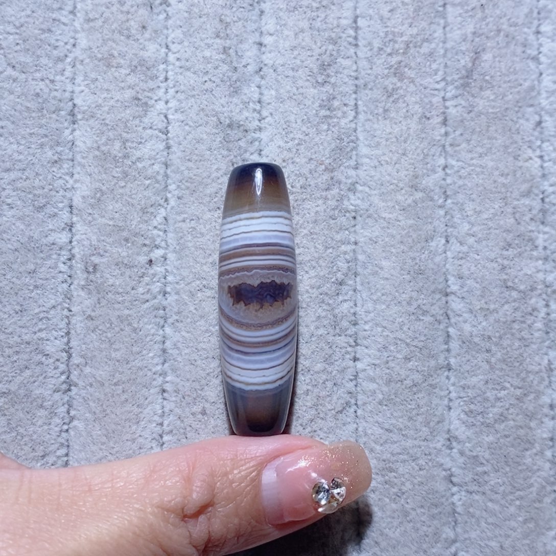 宁***远玛瑙/玉髓未镶嵌颈饰